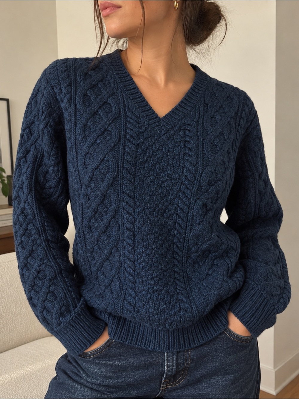 Aran Sweater Market Navy 100% Merino Wool Ireland Cable Knit Fisherman Sweater L